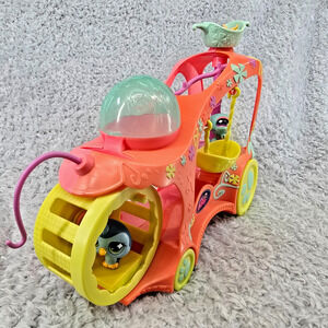 Littlest Pet Shop Paw Powered Cruiser w 3 Pets Cat Bird Turtle LPS Hasbro